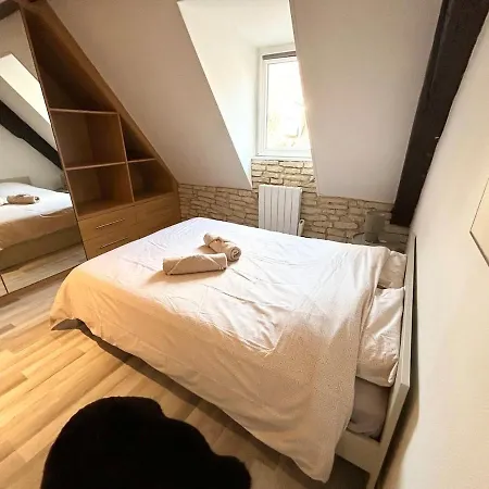 Apartment Centre